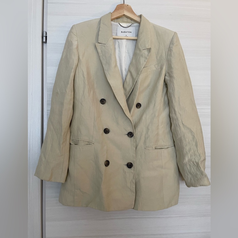 Aritzia Babaton Atelier Cream Blazer Size 6